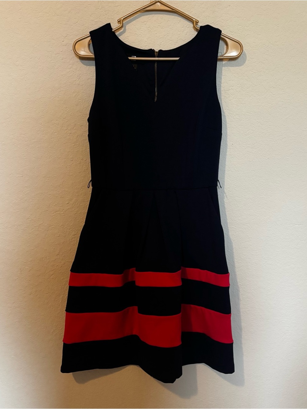 IZ Byer Womens Blue Pink Stripe Sleeveless Zip Dress Size 7